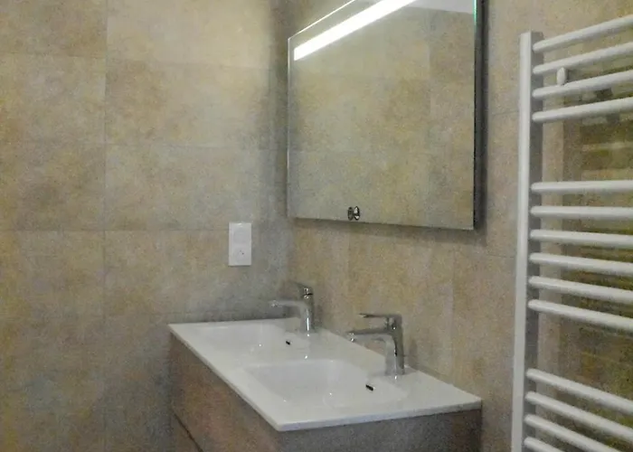 Alivu Bergerie Hyper Cosy * סוטה